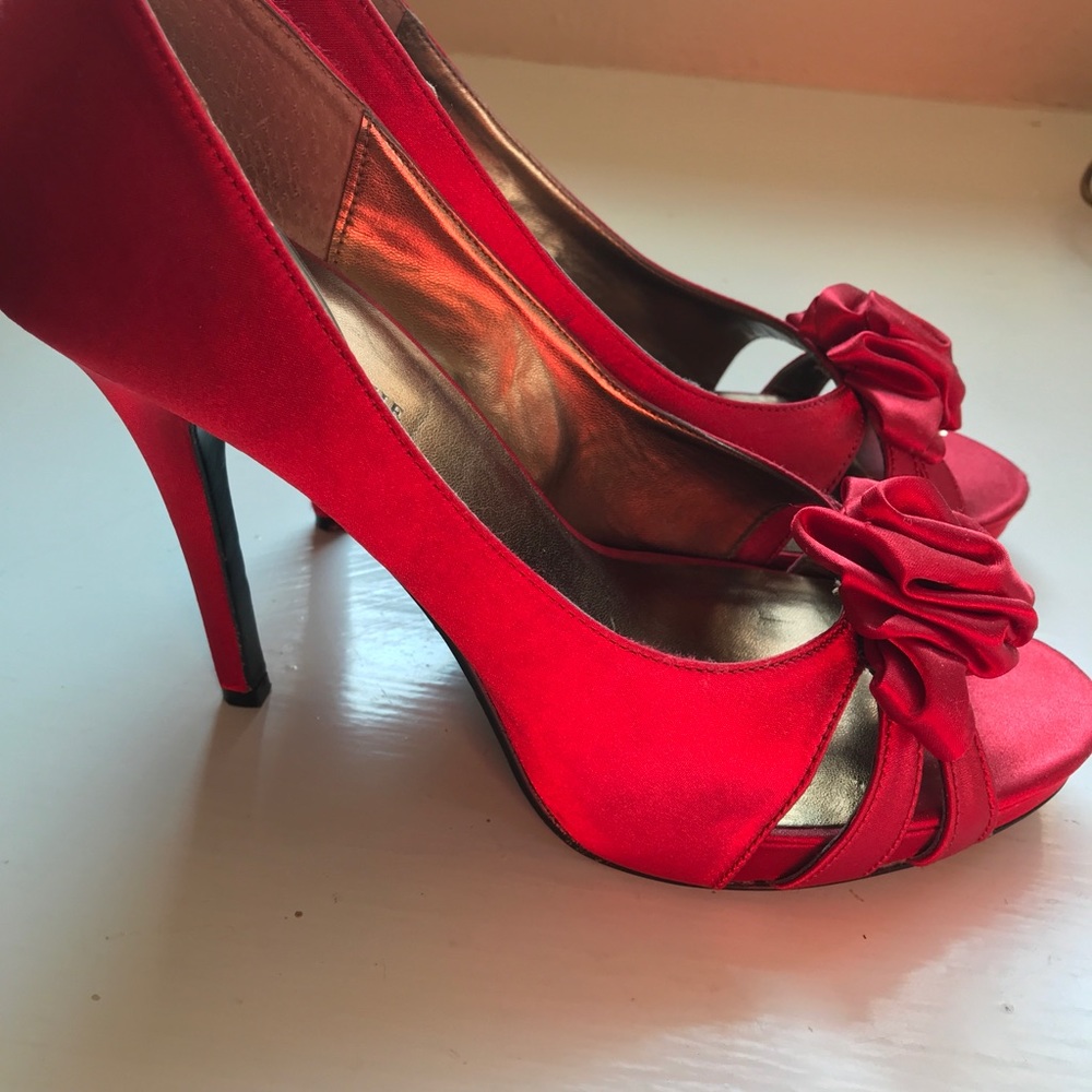 COPY - Kelly & Katie Red Heels